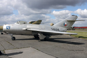 Tschechoslowakische Luftwaffe Mikoyan-Gurevich MiG-15bis Fagot 3905