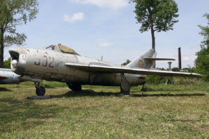 Romanian Air Force Mikoyan-Gurevich MiG-17PF Fresco D 502