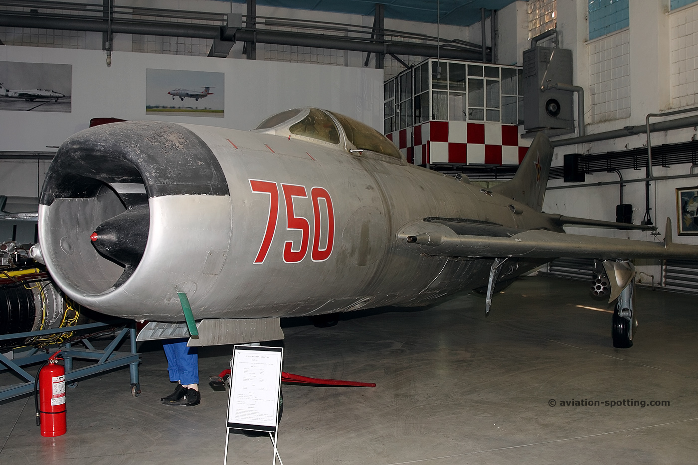 Romanian Air Force Mikoyan-Gurevich MiG-19 Farmer