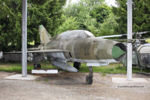 NVA Mikoyan-Gurevich MiG-21US Mongol B 221 Automobilmuseum Fichtelberg