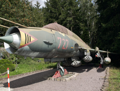 727 Sukhoi Su-22M4 Fitter K Nationale Volksarmee