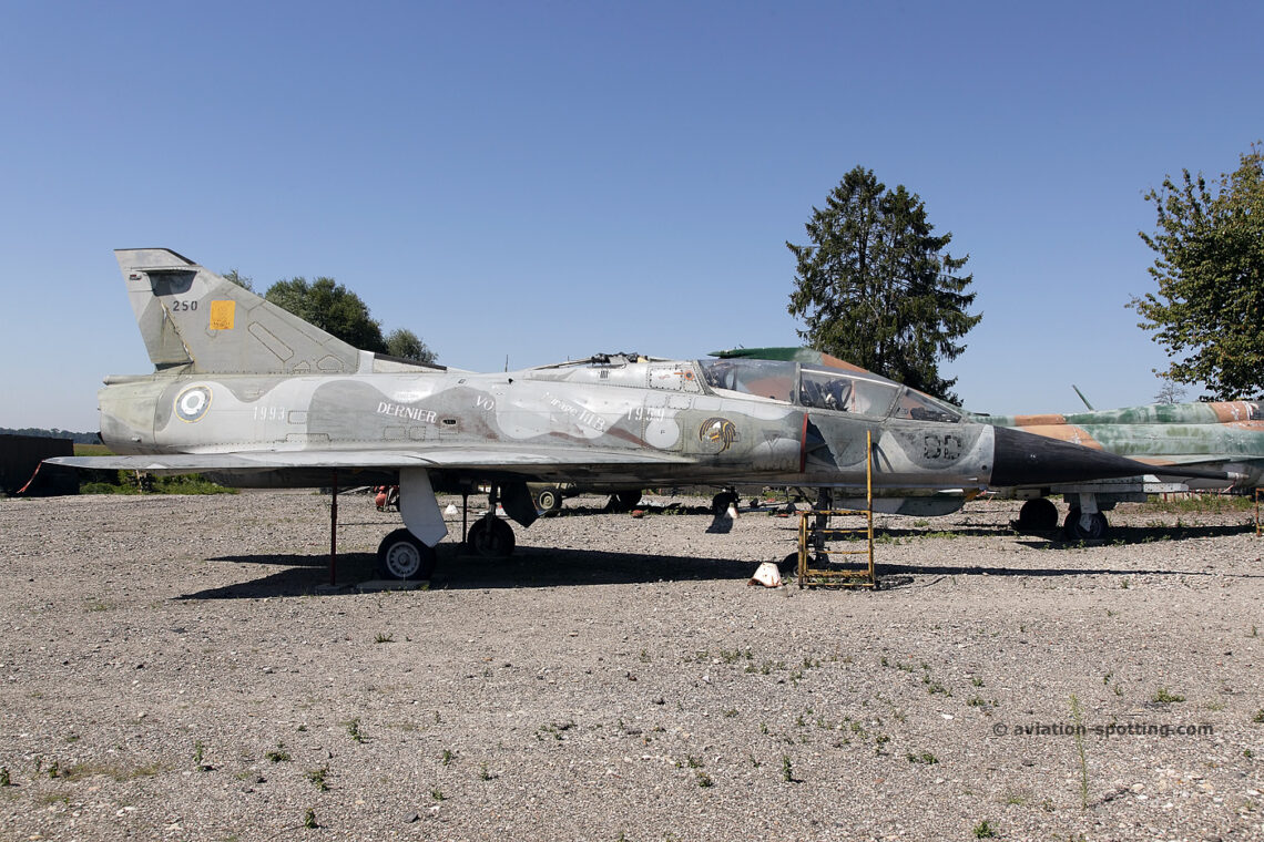 250 Dassault Mirage 3B French Air Force