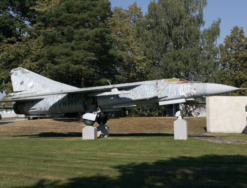 4644 Mikoyan-Gurevich MiG-23ML Flogger G Czech Air Force
