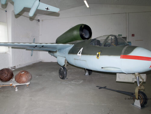 4 Heinkel He-162A-2 Luftwaffe