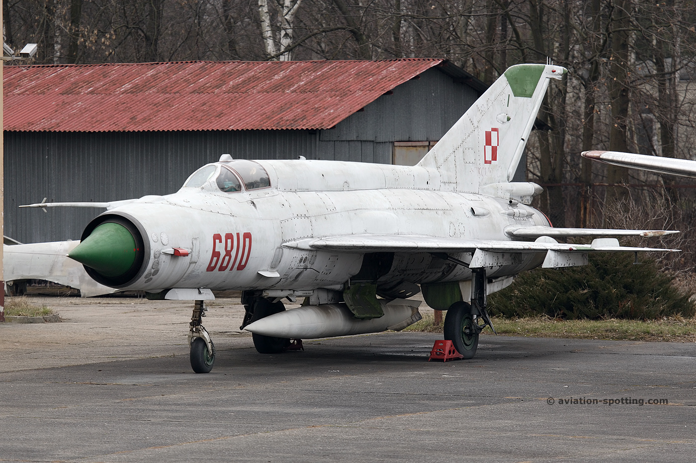 6810 Mikoyan-Gurevich MiG-21MF Fishbed J Polish Air Force